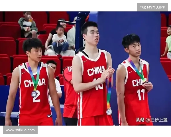 自古英雄出少年 中国男篮超额完成任务 决赛展现血性比胜负更为关键 自古英雄出少年 中国男篮超额完成任务 决赛展现血性比胜负更为关键
